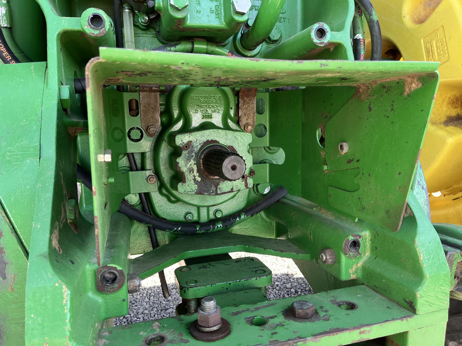 ./imagenes/INVOICE/2019/17674/JOHN DEERE 8310R (8).JPG